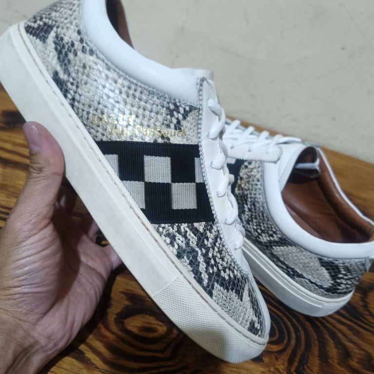 sepatu mantan Bally sneakers Snack skin size tunggal 7(41)