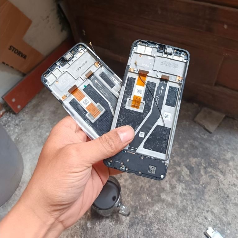 lcd realme c2 2 unit minus