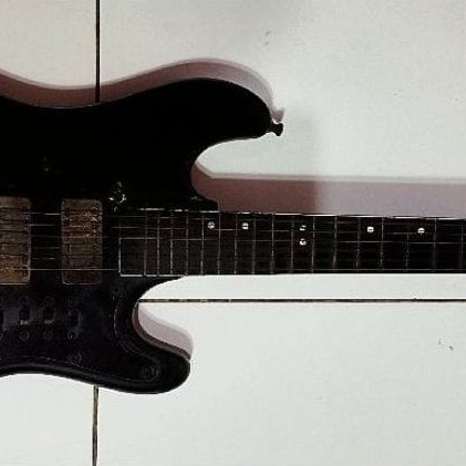 Gitar listrik second