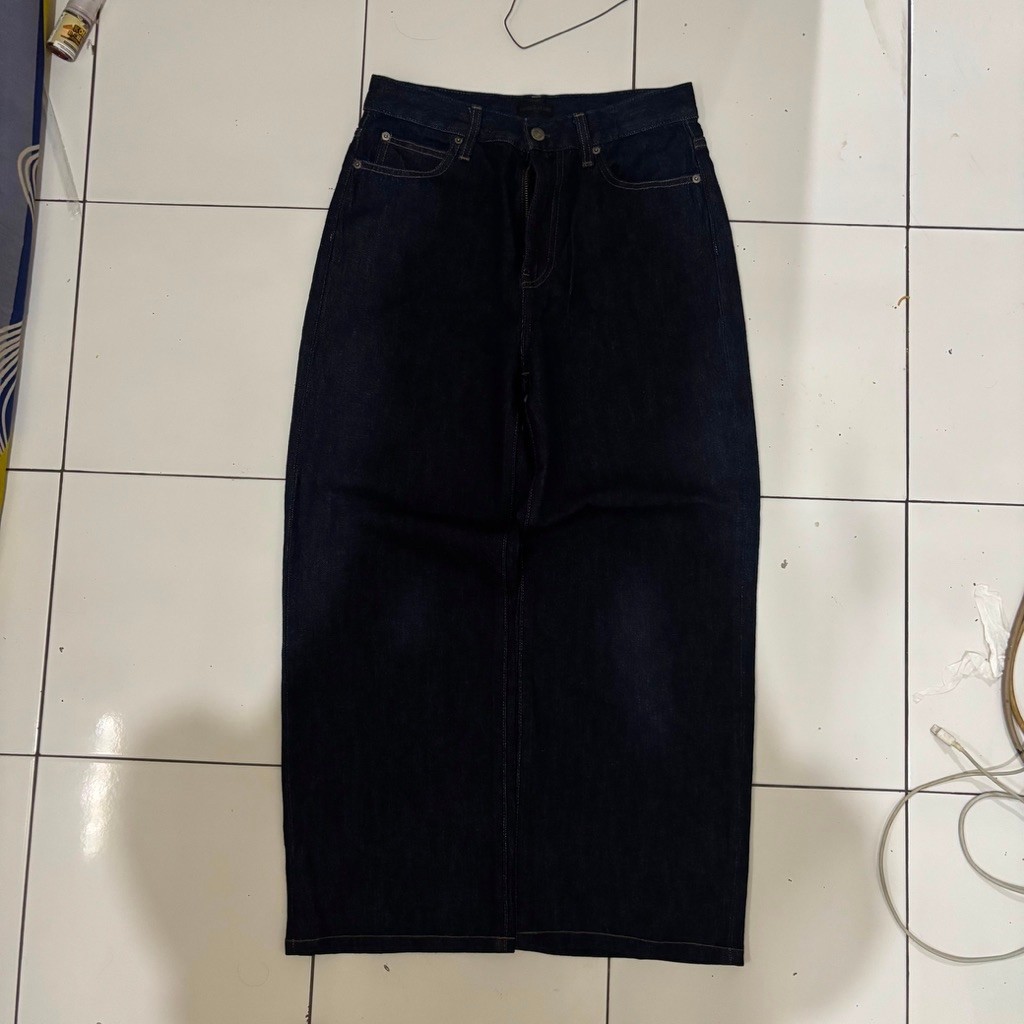 Celana Uniqlo Baggy
