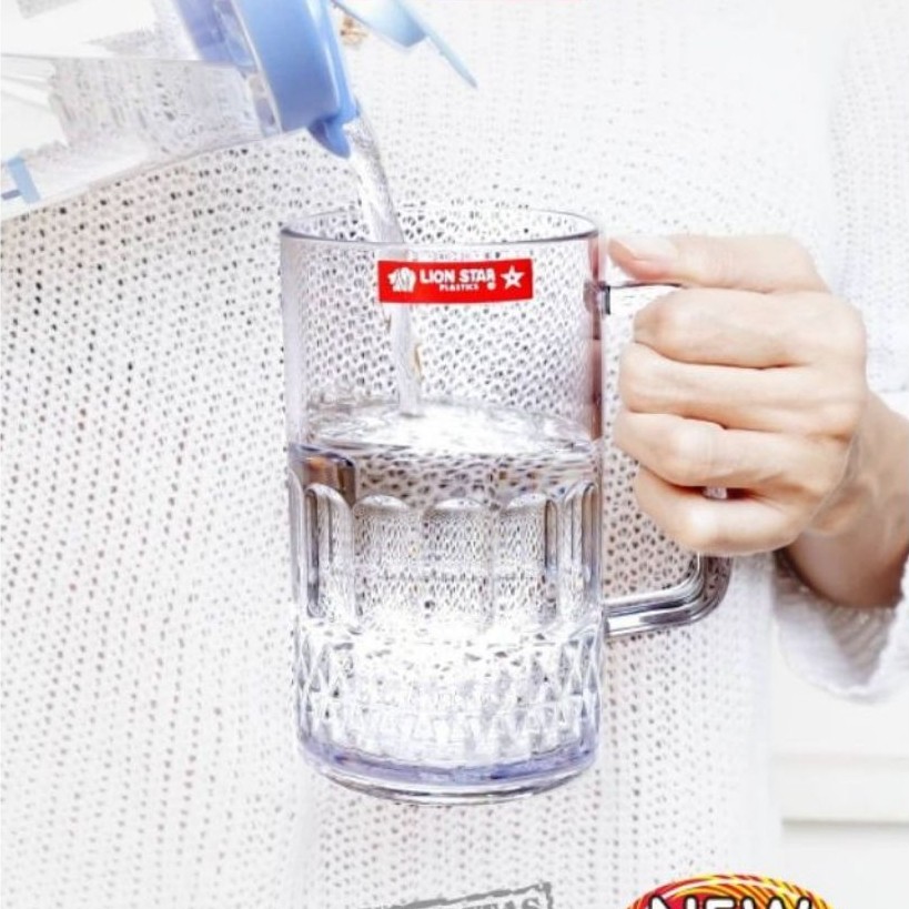Gelas Mug Plastik Lion Star dengan Pegangan Transparan untuk Minum