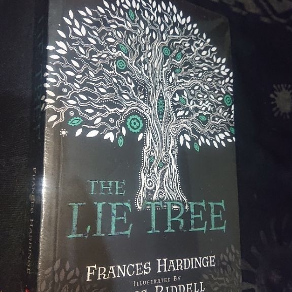 Frances Hardinge - The Lie Tree