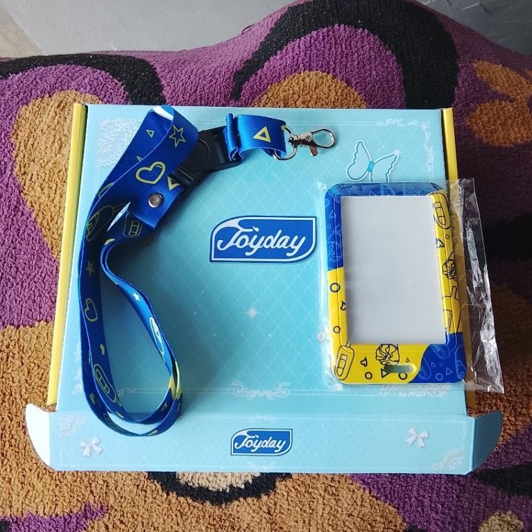 Bundle Photocard Holder + Lanyard Official Joyday X Hearts2Hearts