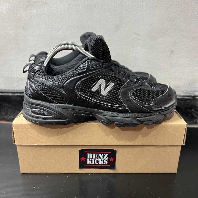 NB 530 RETRO BLACK ORIGINAL SIZE 43 PRELOVED