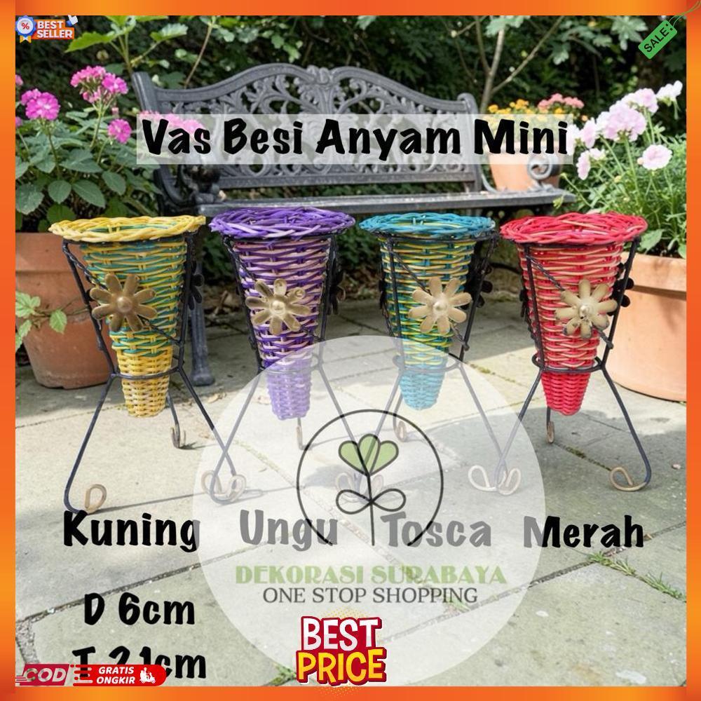 Dekorasi Taman Vas Bunga / Pot Bunga / Vas Anyam Kaki Besi /Pot Anyam Kaki Besi A6