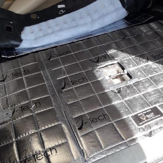 Suzuki Katana Peredam Lantai Pintu dan Plafon Mobil Ekslusif