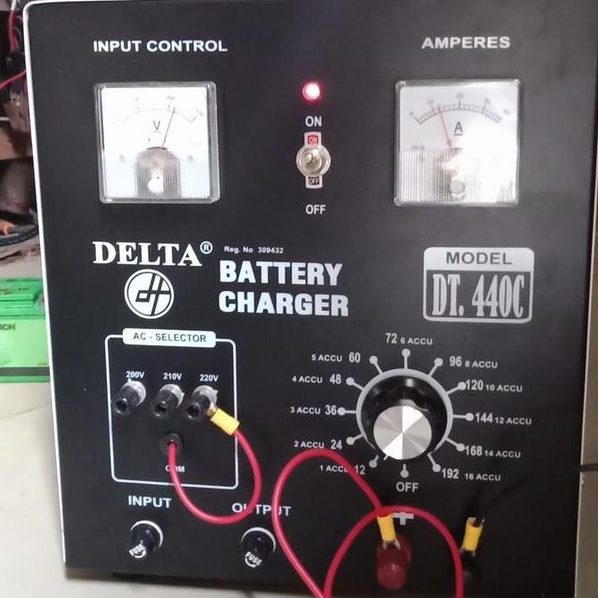 CHARGER AKI DELTA DT 440C ALAT CAS AKI MOTOR MOBIL
