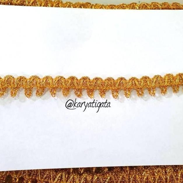 

Open DS] Renda Emas 472 (Panjang 17 yard)