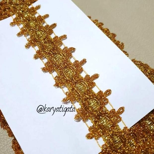 

((((()paling dicari] Renda Emas Mahkota 2 Sisi / Renda Emas Tengah Kode 5000 (17 Yard)