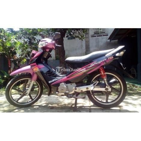 Ready  Sticker motor suzuki shogun 125r 2006 hitam-ungu
