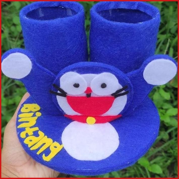 

KERAJINAN BOTOL FLANEL/PRAKARYA SEKOLAH /TEMPAT PENSIL BOTOL FLANEL MOTIF