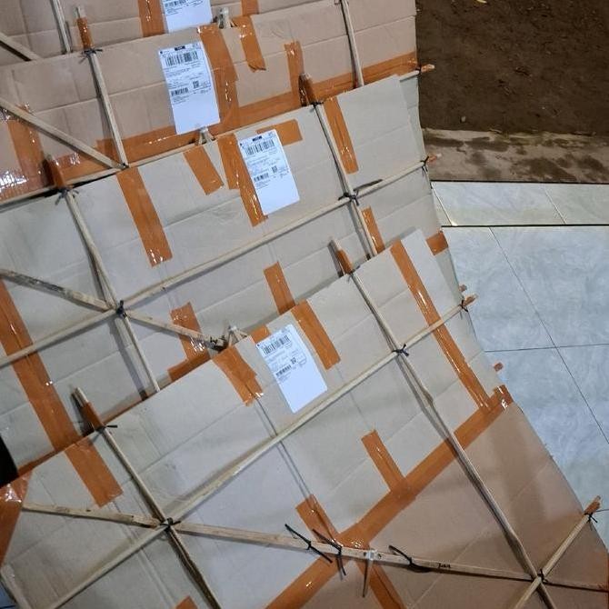 LAYANGAN RAM RAMAN 1 meter + sendaren sudah tes terbang