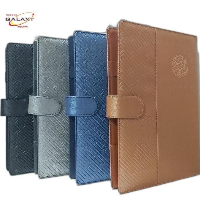 

Cover Sampul Al Quran A4 Besar Hitam Coklat Navy Abu Dompet Tas Quran