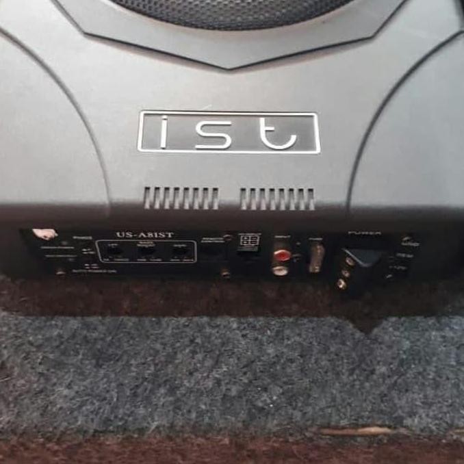 subwoofer kolong mobil IST