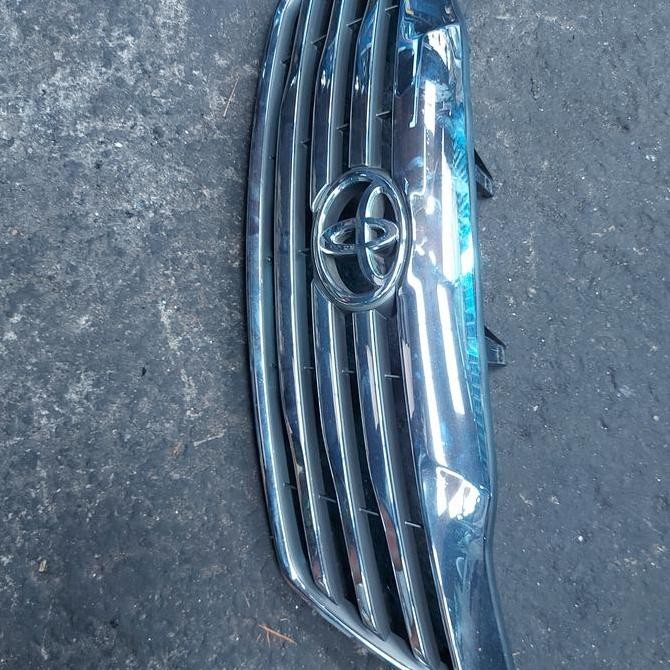 grill depan fortuner trd 2013 Original