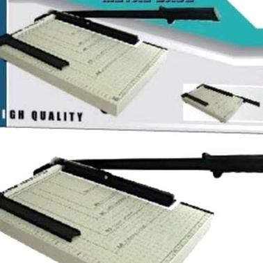 

Pemotong Kertas R Cutter Kenko A3