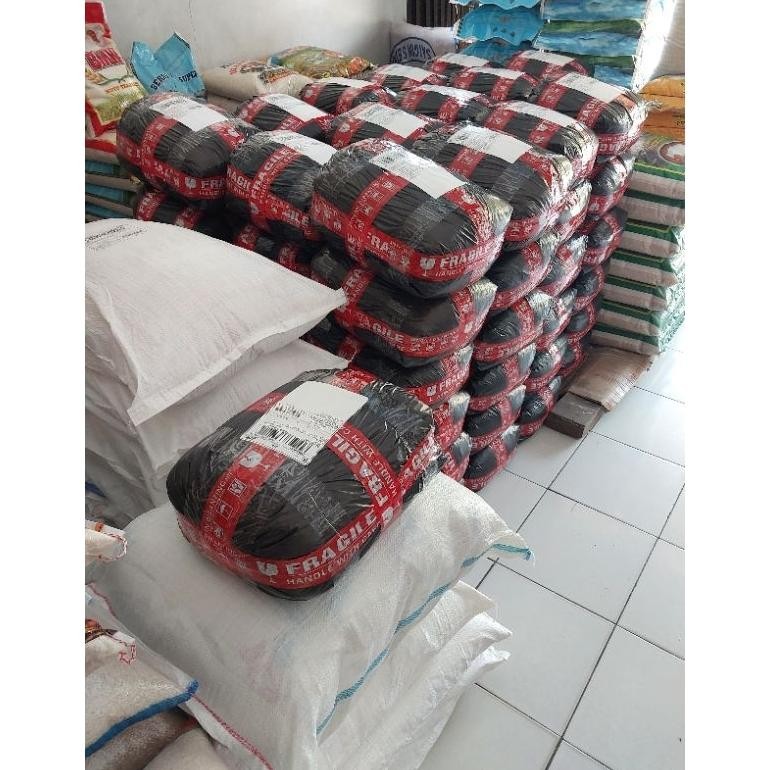 

Beras Slyp Super Bunga Rojolele Super 5 Kg Asli Pulen