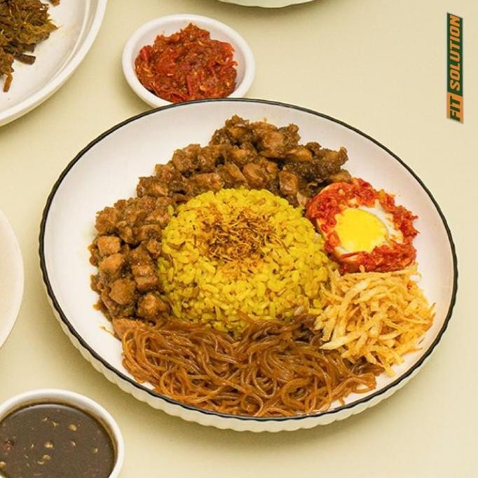 (Good) Low Cal Nasi Kuning Ambon + Ayam Kecap (Chicken Breast) | Healthy Prep Meal Catering Diet