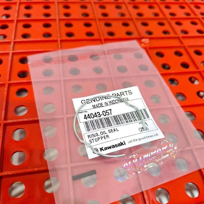 paling diminati] Klip Seal Skok Depan Pengunci Seal Klip As Shock Ninja R RR SS ORIGINAL 44043-057