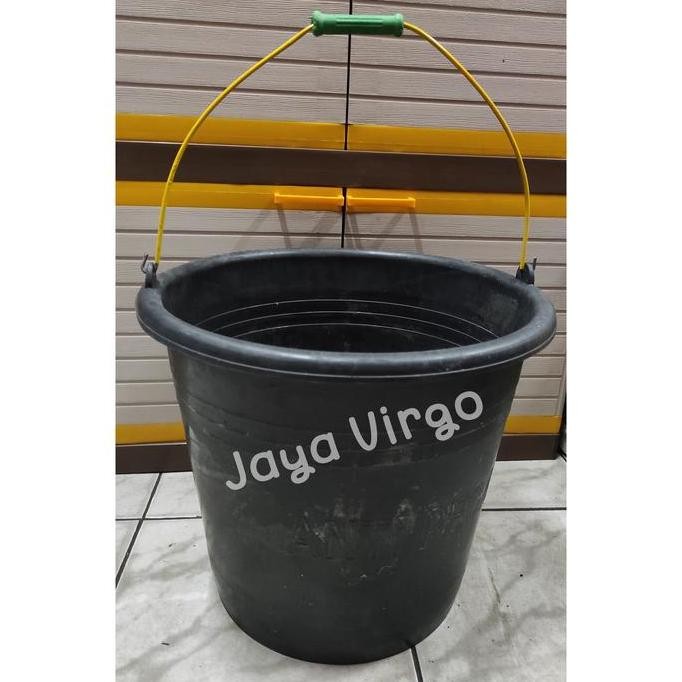 Ember Karet 28 / Ember Jumbo / Ember Hitam Cuci Baju / Ember Cor Besar