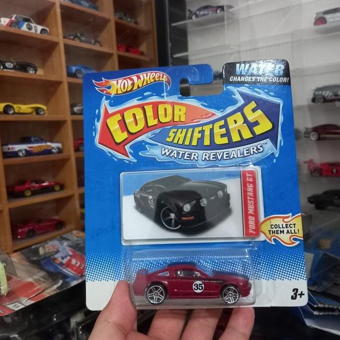 Hotwheels 2005 Ford Mustang GT Color Shifter Merah Tampo 35