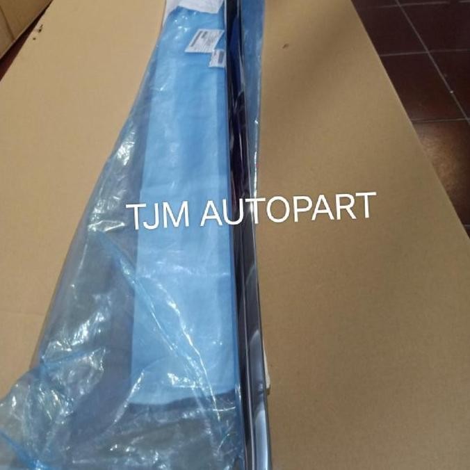 List chrome bodykit samping avanza veloz 2019 Orinal