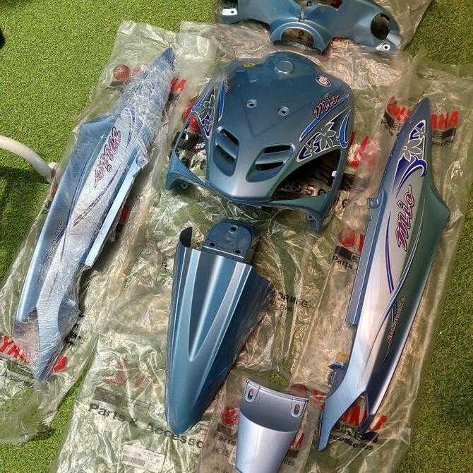 Cover Body Mio Old Sporty Biru Muda Biru Telor Asin Ori YGP Kode 5TL-P3 1 Set + Striping 2005 Bunga 