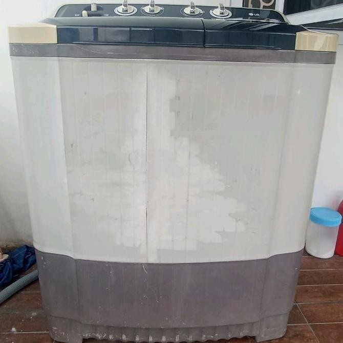 LG Mesin Cuci 2 Tabung 8 kg (second)