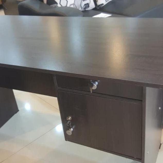 Meja Kantor Meja Kerja Bandung Murah Gstar MT15 - SO Dark
