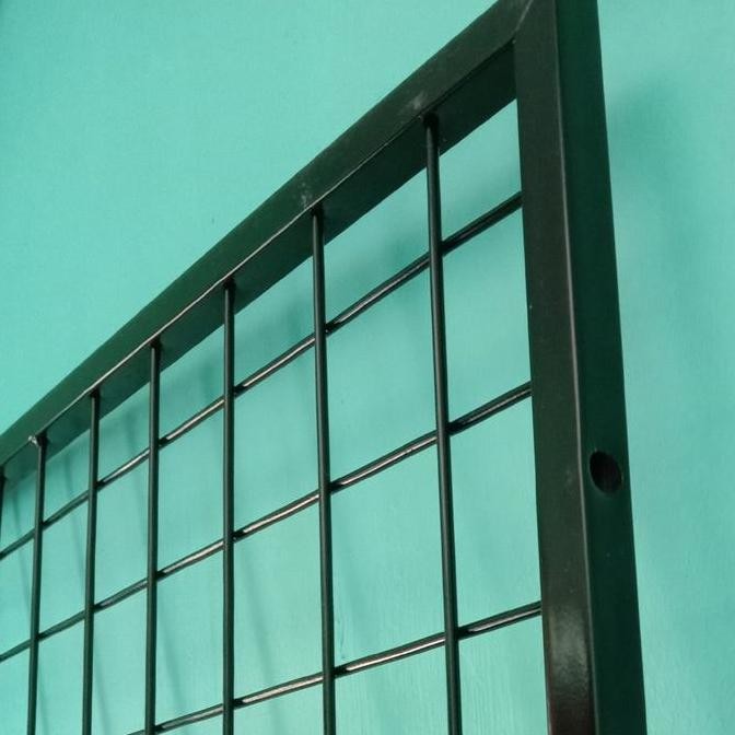 Rak Bingkai Gantungan Aksesoris Ram Besi Pajangan Toko