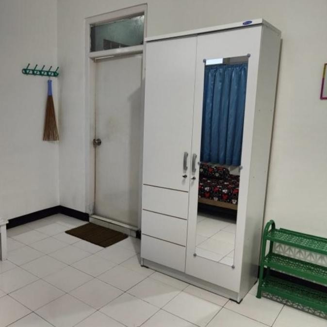 Lemari Baju 2 Pintu Putih Kaca Cermin Lemari Pakaian Olympic Gstar