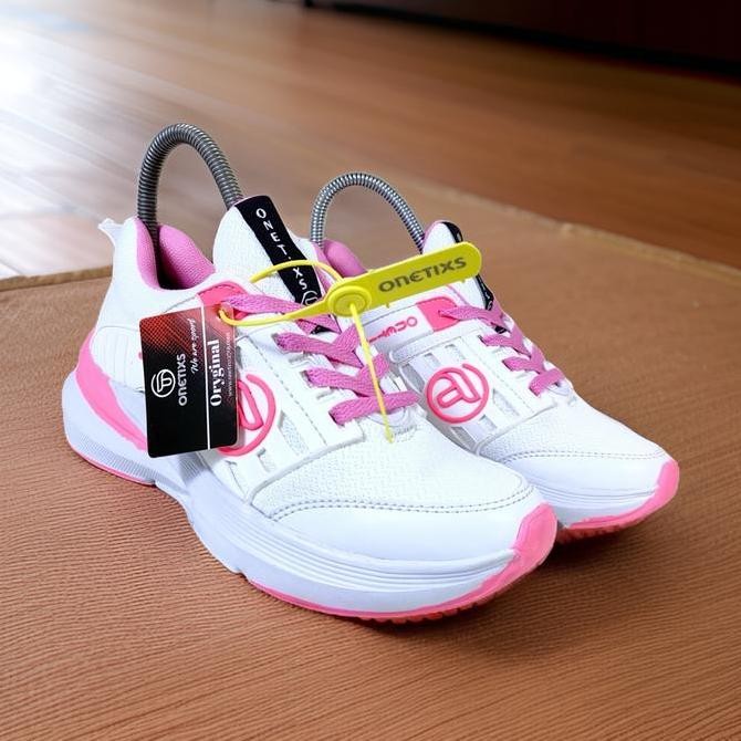 Sepatu Lari Wanita Terbaru Onetixs Original Produk Lokal Brand Outdoor Running