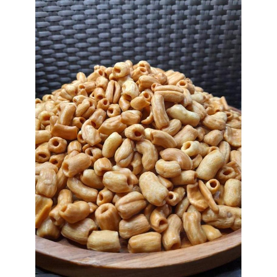 Murah MAKARONI BANTAT 1 KG / CEMILAN KERING/ANEKA MAKARONI / ANEKA CEMILAN KERING Food Snacks Pedas 