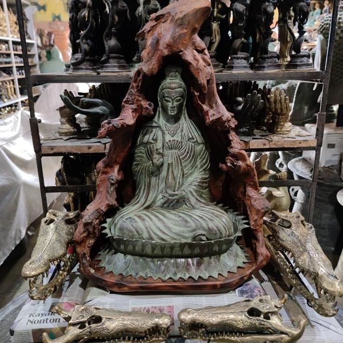 *#*#*#*#] kwan im statue