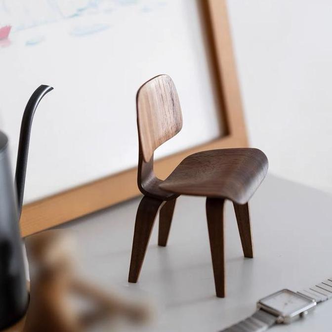Eames Chair Miniature // Dekorasi // Miniature