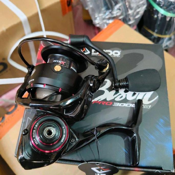 reelpancingdaidoblack bison pro sedia20003000xs type pro power handel