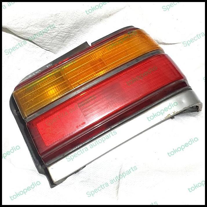 DISKON STOPLAMP LAMPU REM STOP BELAKANG KANAN TOYOTA GREAT COROLLA AE101 
