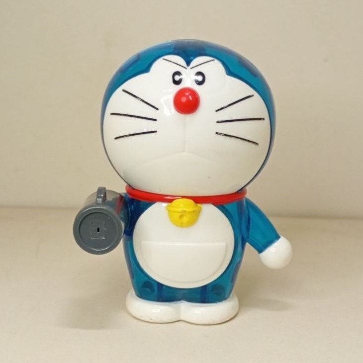 PRELOVD MAINAN FIGURE DORAEMON MCD HAPPY MEAL 44758