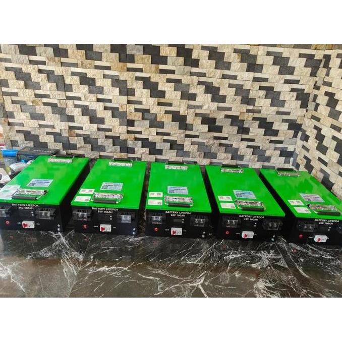 New Arrival, New Smart Battery Lithium Lifepo4 12V 24V 25.6V 100Ah 200Ah 400Ah High Perfomance Solar