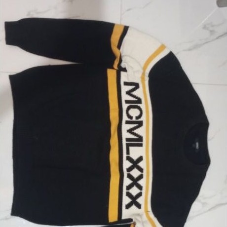 Sweater Rajut Spao