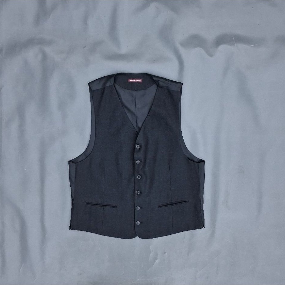 preloved rompi formal pria warna hitam pekat bahan wool size L ke XL/rompi jas second arnaldo bassin