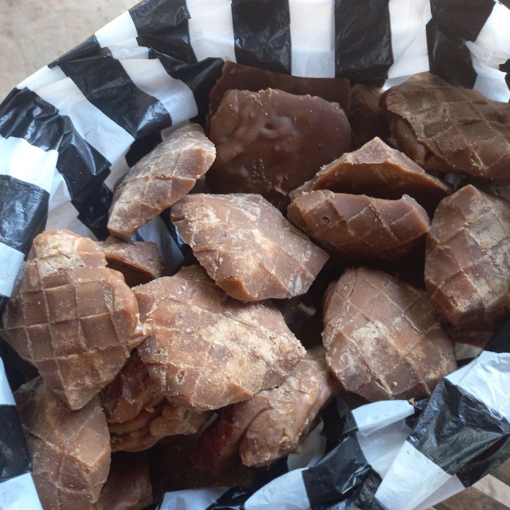 Gula Siwalan/lontar asal Madura