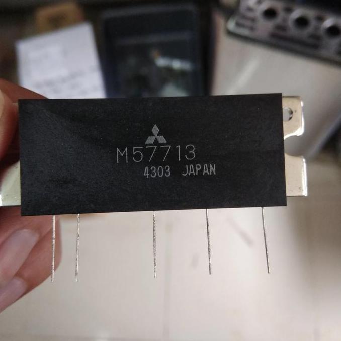 M 57713 IC / TRANSISTOR ANTIU