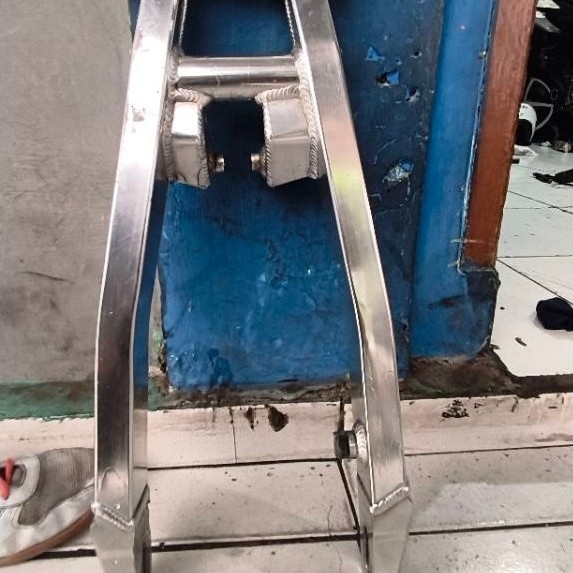 Swing Arm satria fu Sps