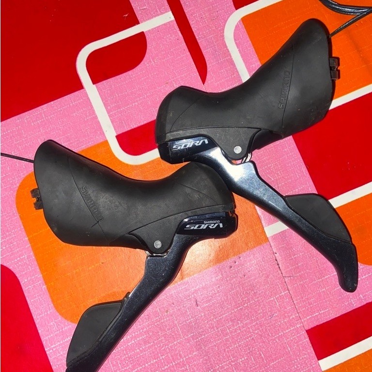 Brifter shimano sora R300 2x9 speed (bekas)