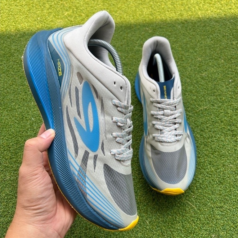 Sepatu Running 910 Nineten size 44 - Second Preloved Running Shoes