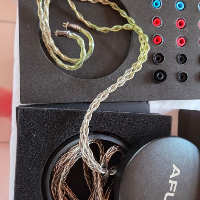 Headset IEM Aful Performer 5 3.5mm - preloved
