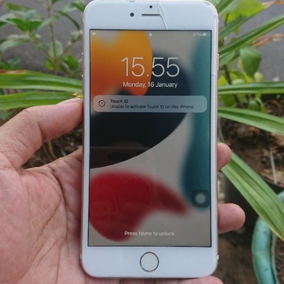 iphone 6s plus/hp second minus