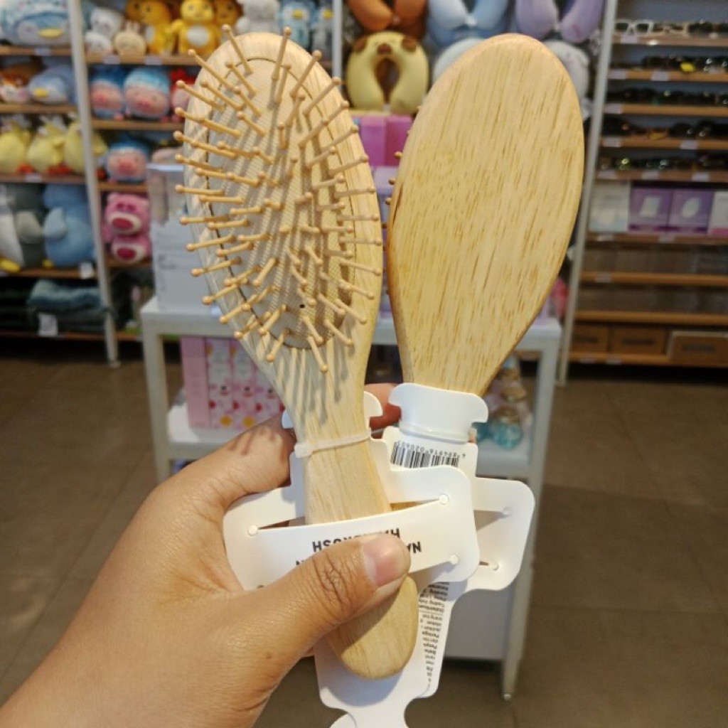 Miniso Wooden Paddle Hairbrush/Sisir kayu
