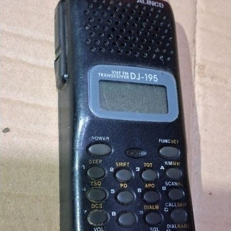 HT ALINCO DJ-195 VHF Mati